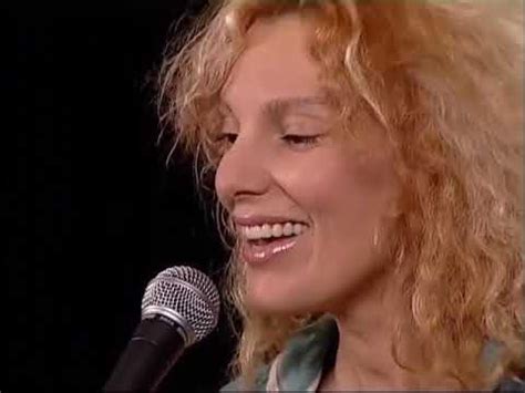Джемма Халид Ехал солдат лесом Новелла Матвеева - YouTube