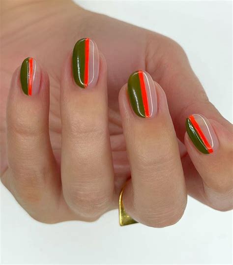 The 9 Biggest Fall Nail Trends of 2021 | Who What Wear