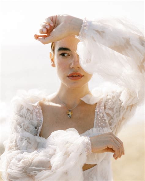 Magnolia Rouge / Kate Holland (@magnoliarouge) • Instagram photos and