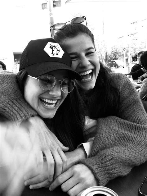 Sara y Eli del Estal: Un cupleaños a 9.779 kilometros - Futboleras