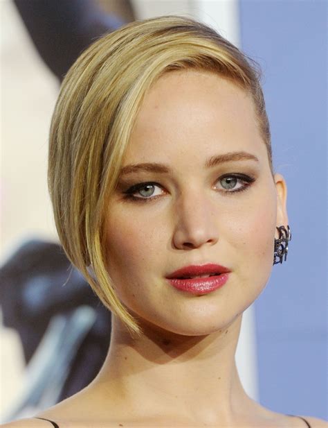 26 Gorgeous Ways to Get Your Best Blonde | Celebrity short hair