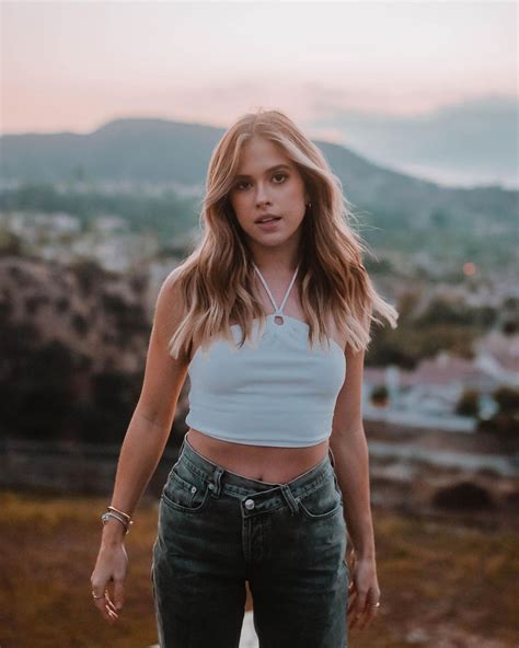 Kelianne Stankus 09/30/2021 • CelebMafia