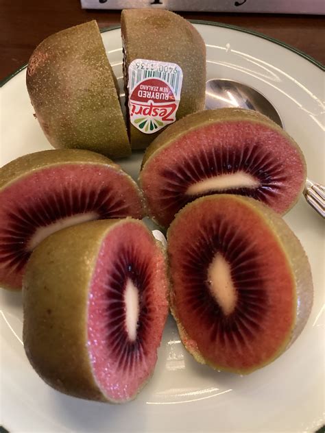 The Kiwi Fruit | bunch