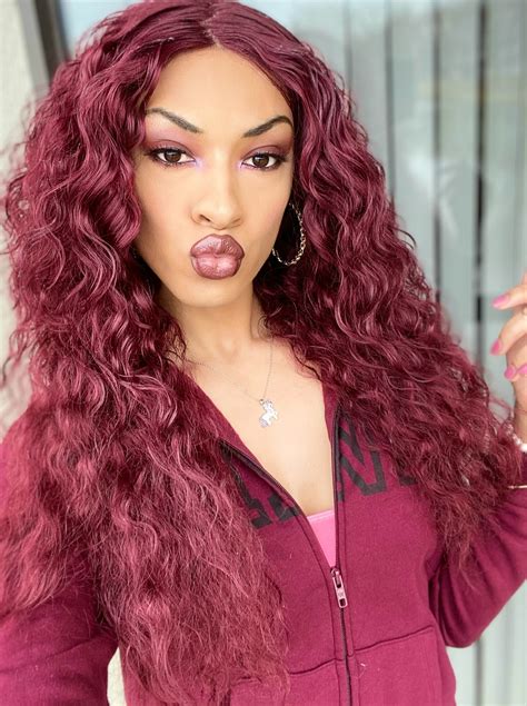 TW Pornstars - 3 pic. Itsbambii. Twitter. Theses lips can’t wait to