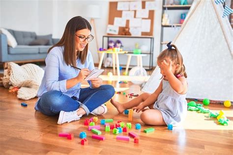 how to become an applied behavior analysis therapist