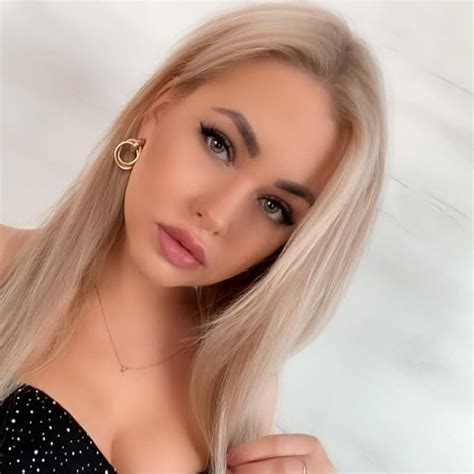 𝕃𝕖𝕣𝕠𝕔𝕙𝕜𝕒 🤍 (@lerochka_tsvetkova) • Threads, Say more