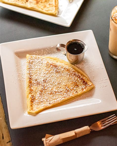 Skinny Pancake: Locally Owned Restaurants, Organic Ingredients