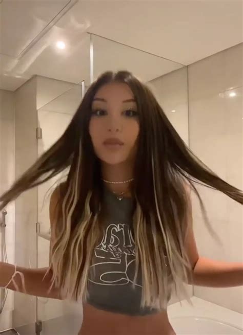 US news: Australian influencer claims she was held at customs for being