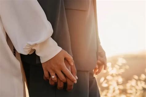 benarkah lamaran  islam tidak  diumumkan simak penjelasannya