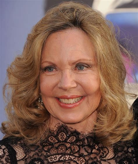 'Dark Shadows' Lara Parker Sports Gray Streaks Sans Make-Up at 84 — She