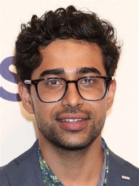 Suraj Sharma - Actor