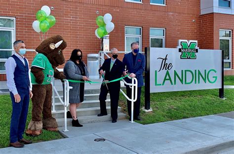 Marshall celebrates opening of graduate student housing complex on