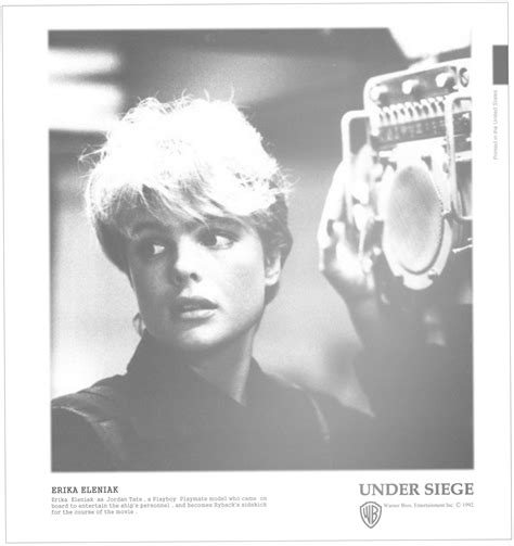 Card Foto «Under Siege» (1992) Erika Eleniak as Jordan Tate | Erika