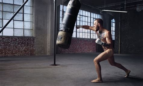 All about timing - Body Issue 2016: Conor McGregor Behind the Scenes - ESPN