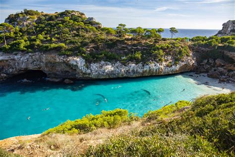 The top 5 snorkeling spots in Mallorca - CheckYeti Blog