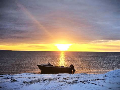 Nunavut News - Nunavut News presents the Amazing On-the-Land contest