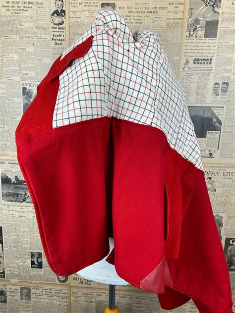 Vintage Savile row bespoke red hunt coat size 40