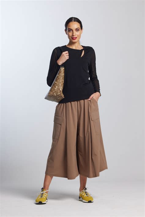 Shop Online - Darling