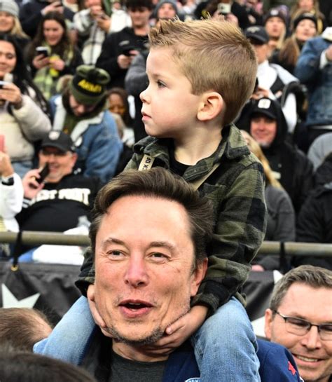 Elon Musk shares sweet father-son moment with his 3-year-old lookalike ...