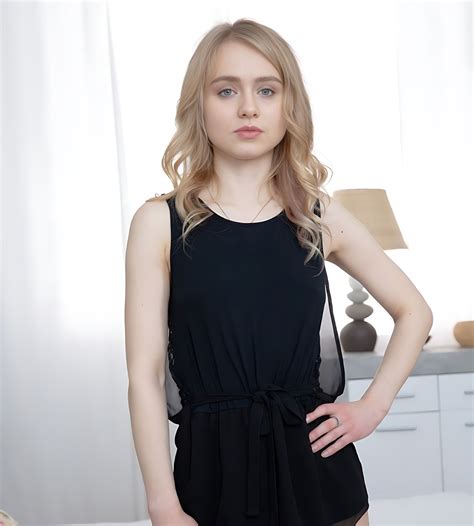 Who is Light Fairy? Age, Wiki, Height, Biography and Ethnicity