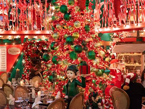 8 Restaurants & Bars With Over-The-Top Holiday Decorations - The