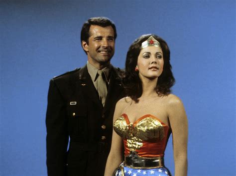 Why Lynda Carter's 'Wonder Woman' TV Series Was a Campy Gem | Inverse