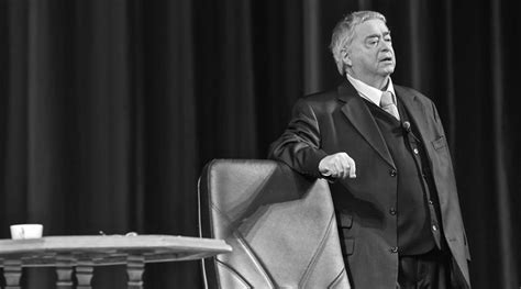 Умер Роман Карцев