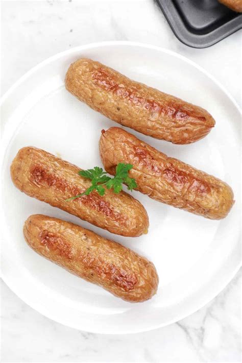 How To Cook Sausages In the Oven (Baked Sausage) - Recipe Vibes