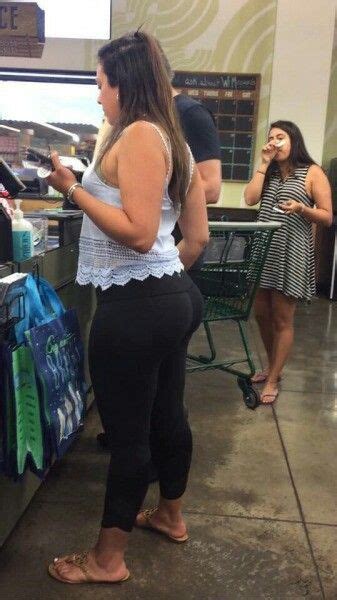 Real Candid Pics | Wall Trivia