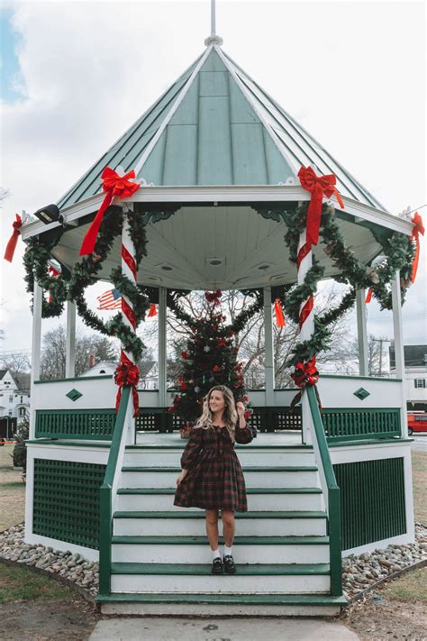 Gilmore Girls Connecticut Road Trip: Holiday Getaway - Brown Eyed