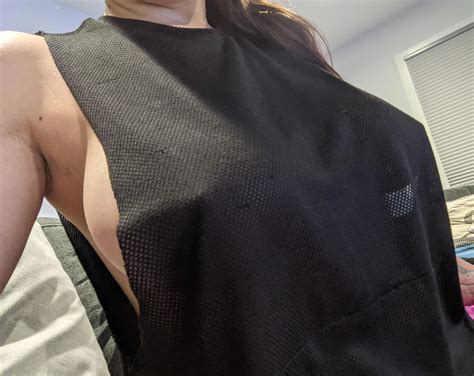 When I take my sports bra off from under my running shirt | Scrolller