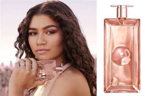 Lancome Idole L'Intense floral perfume guide to scents
