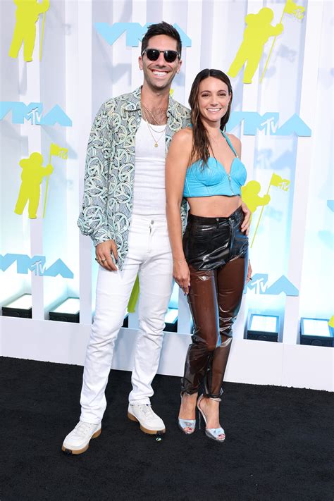VMA red carpet: Nev Schulman shares the secret to 10 years of 'Catfish