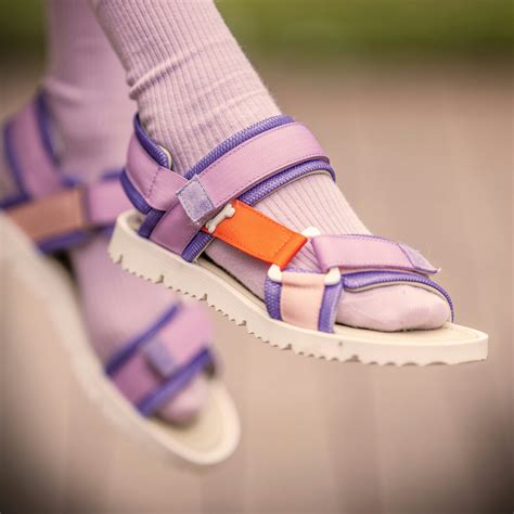 From Office Meetings to Winter Festivities: 6 Versatile Footwear for