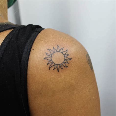 45 Shoulder Tattoos to Inspire Your Next Ink