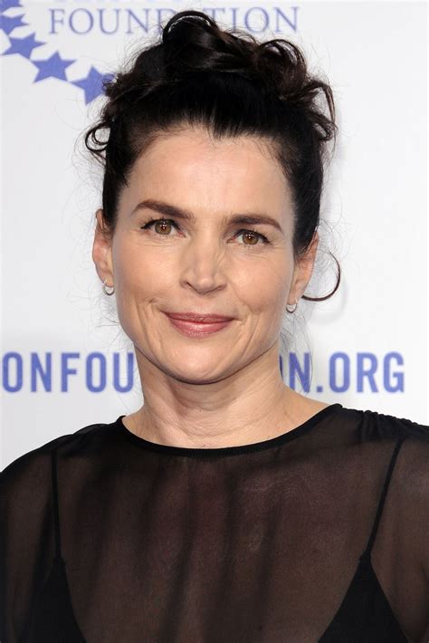 Julia Ormond Tits