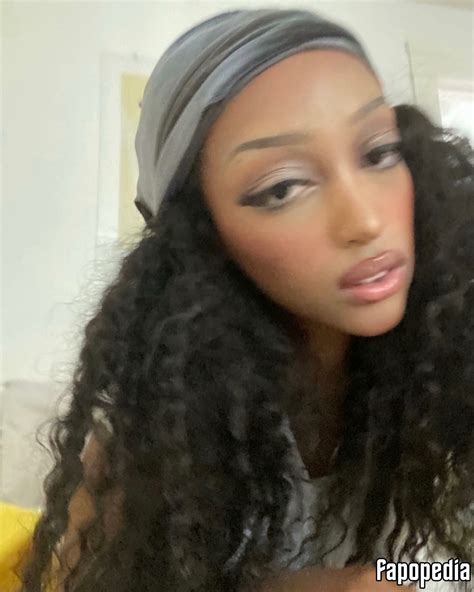 Solaya Ismail Nude Leaks - Photo #1285192 - Fapopedia