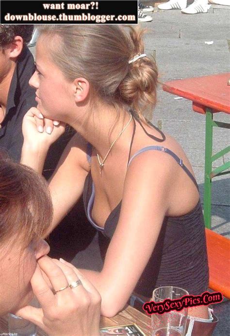 Juicy Downblouse Tits - 499650804ポルノ写真 - EPORNER