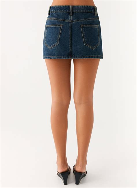 Maysa Low Rise Mini Skirt - Washed Denim – Peppermayo