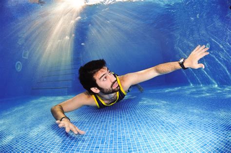 Underwater Pool Photography! www.Splashphoto.co.il | Underwater ...