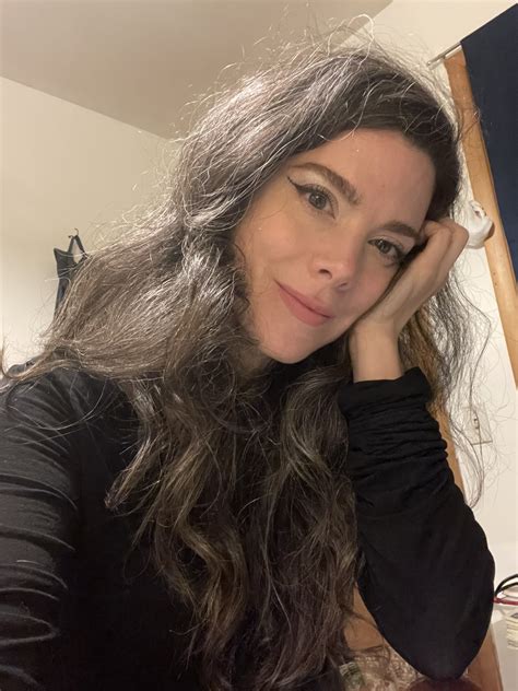 TW Pornstars - 1 pic. Nicole Emma Vaunt.. Twitter. Just a happy little