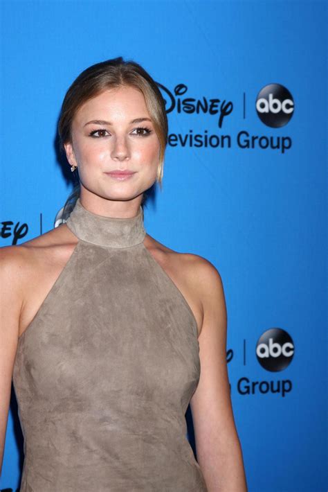 LOS ANGELES, AUG 4 - Emily Van Camp arrives at the ABC Summer 2013 TCA