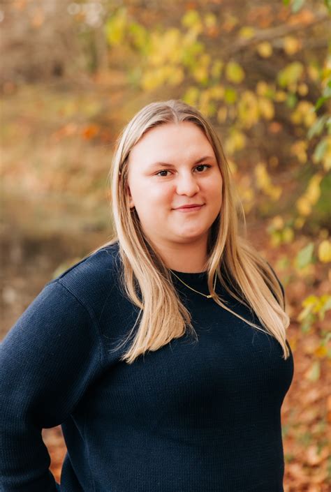 About - Bella Gonzalez