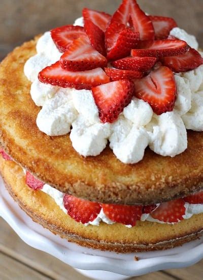 The Ultimate Strawberry Squirt Cake: Easy, Impressive, and Delicious! - hu2unn3