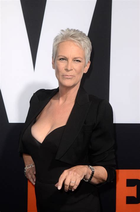 Jamie Lee Curtis – “Halloween” Premiere in Los Angeles • CelebMafia