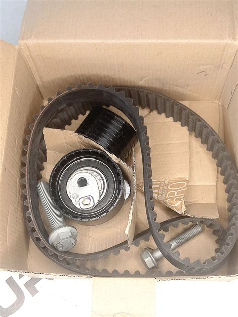 Комплект ремня ГРМ 130C11551R / RENAULT DUSTER, KAPTUR, MEGANE, NISSAN ...
