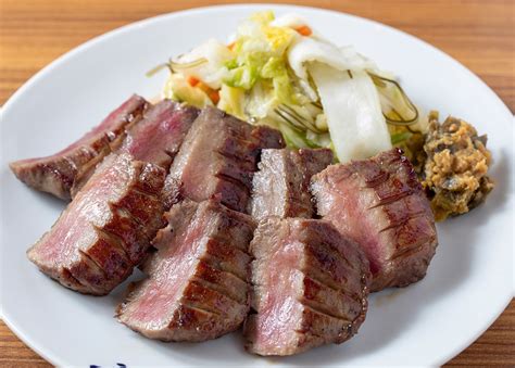 肉厚でも柔らかく、香ばしい。仙台が誇る人気牛タン専門店｜UMAGA(ウマガ) 福岡の“うまい”を探求するWEBマガジン