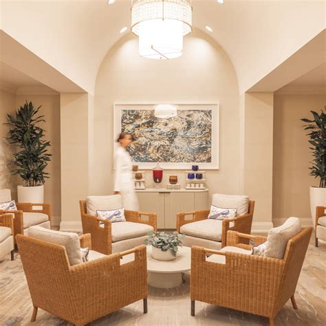 Luxury secrets the palm beach four seasons keeps from the public 30