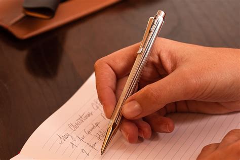 Comment choisir son stylo ? | Caran d’Ache