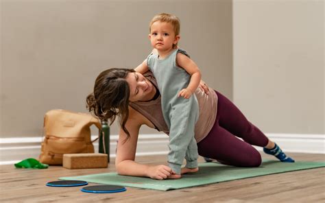 Pre/Postnatal Yoga & Fitness Classes in Scottsdale | Modern Milk